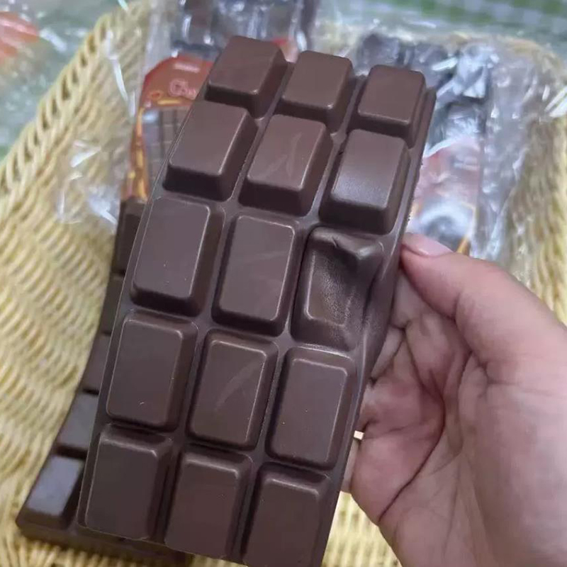 Weiche Schokoladen-Squishy-Spi – Junk Food Snacks Bewertung und Preis